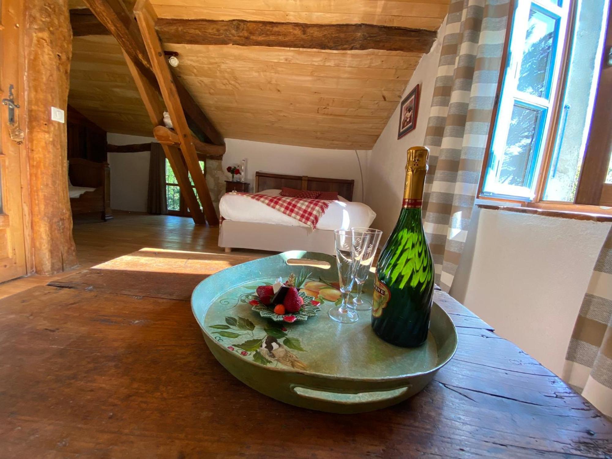 Le Clos Pastel D'hotes & Bed & Breakfast 3*