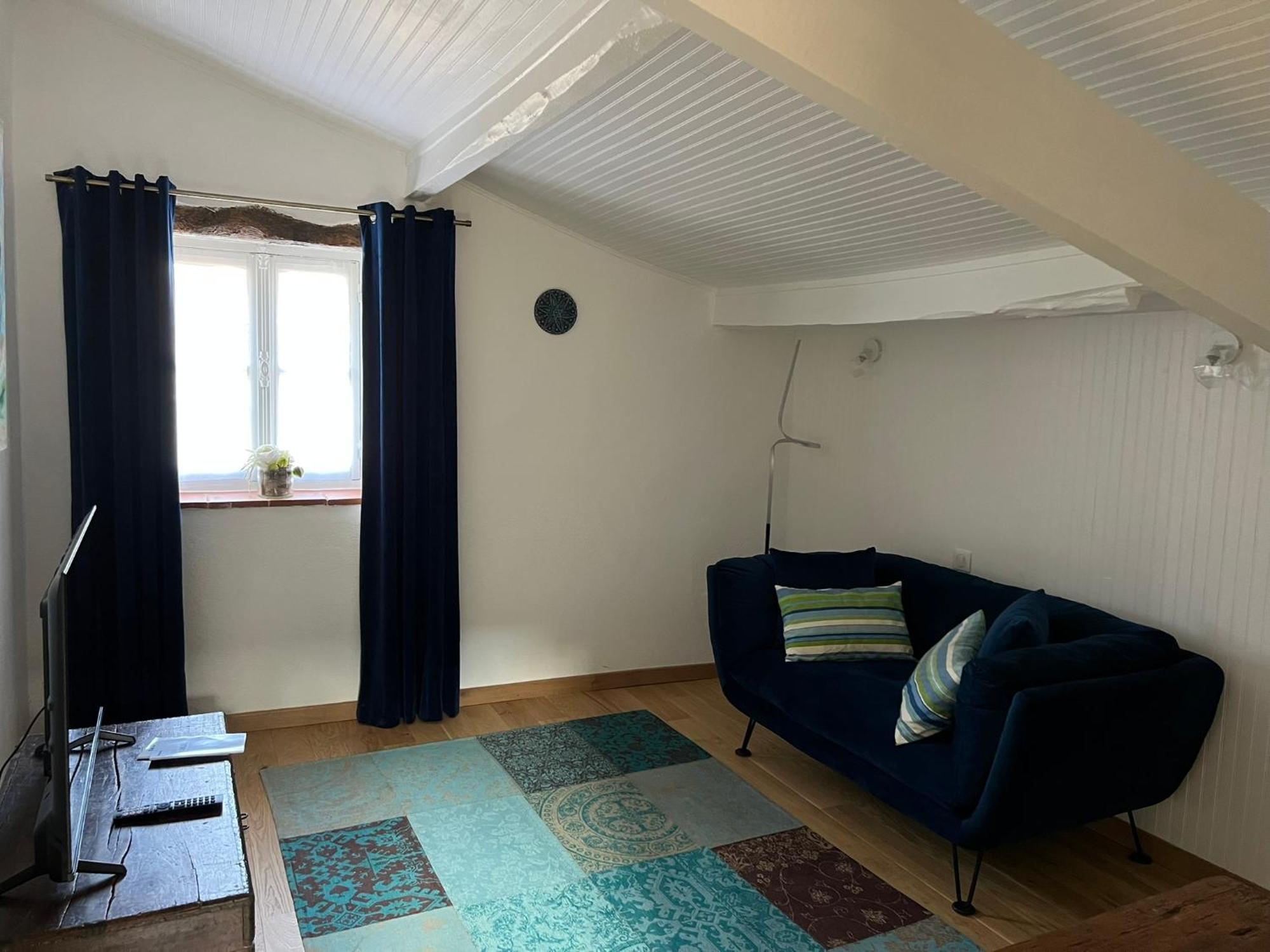 Bed & Breakfast Le Clos Pastel D'hotes & 3*
